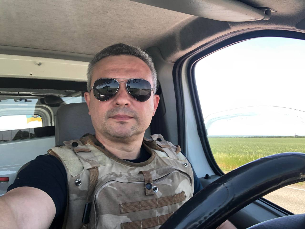 Обстріл під Авдіївкою та 60 тисяч км війни. Історія юриста, який став волонтером